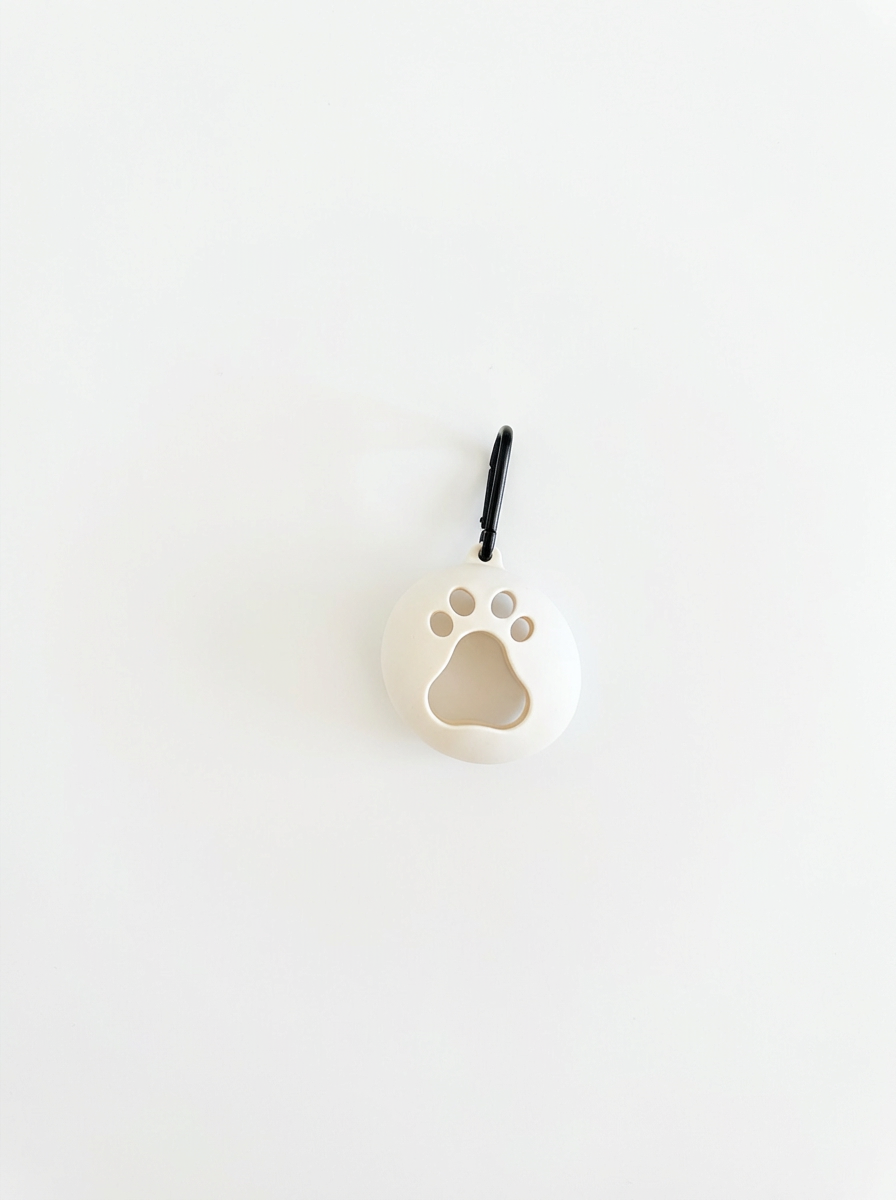 Silicone Tennis Ball Holder – Clip-On Dog Walk Accessory