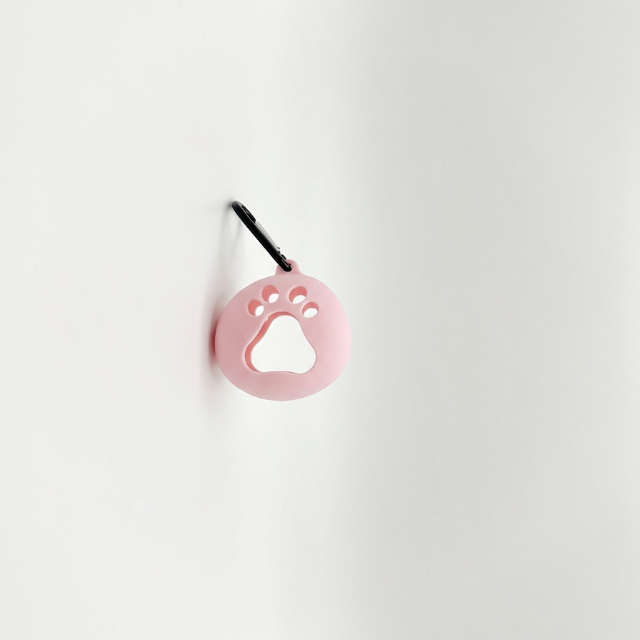 Silicone Tennis Ball Holder – Clip-On Dog Walk Accessory